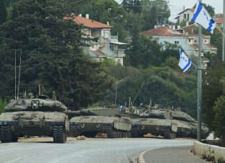 Tanques israelíes en Metula, cerca de la frontera con el Líbano, 11 de octubre de 2023. Foto de Tomer Neuberg/Flash90.